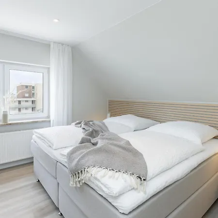 Appartement Ostsee-villa 2 - Wicheldorfstr 72 - Feriendomizil Hollich